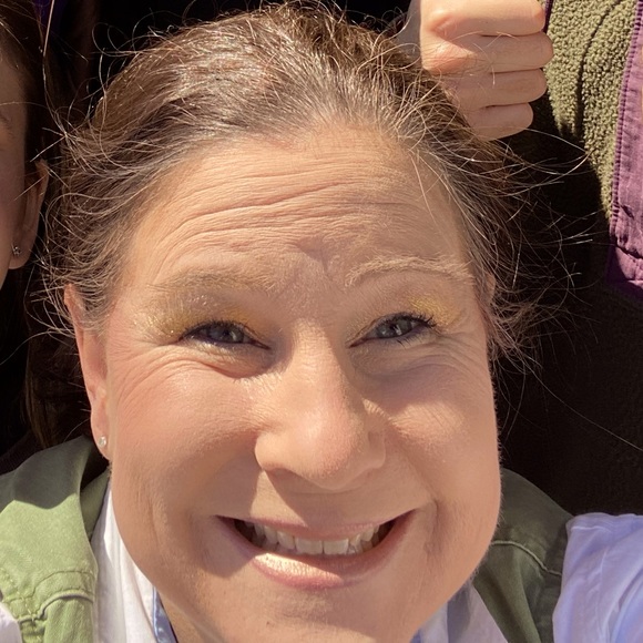 Meet your Posher, Bridget - Picture 1 of 1